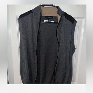 Roundtree & Yorke Gray Knit Sweater